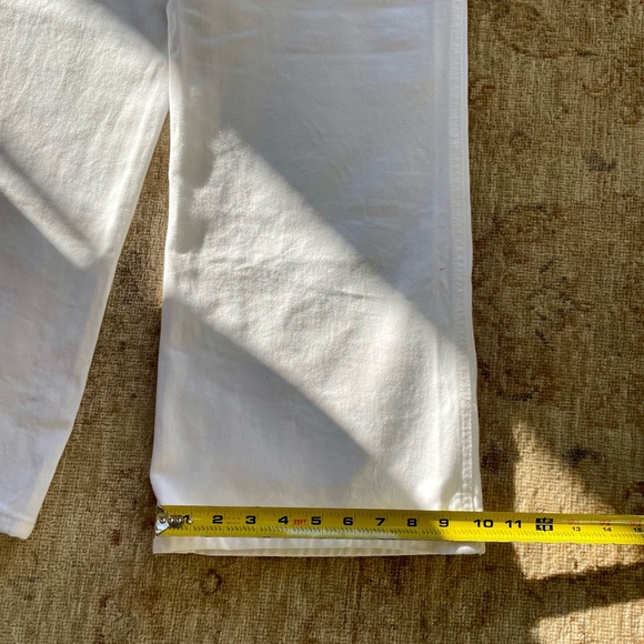 Zara Wide legged, White Jeans, Size 4, mid rise, button closure, front pockets - Picture 11 of 12